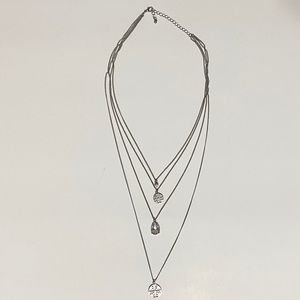 ✨2/$20 Layered Silver Necklace